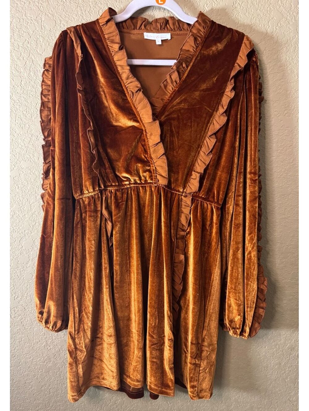 Promesa- Large Velvet Dress
